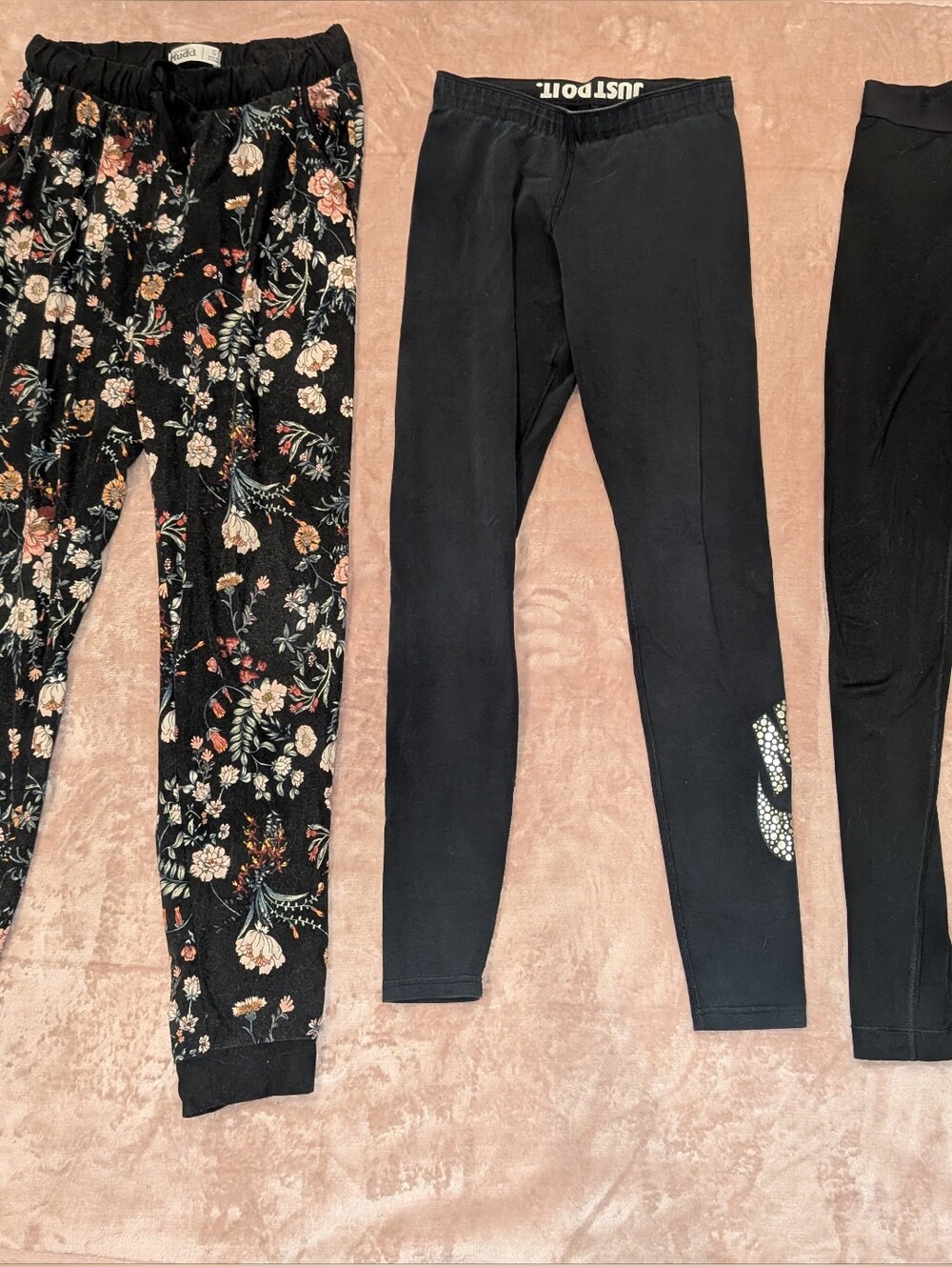 LOT 3 Women's Leggings